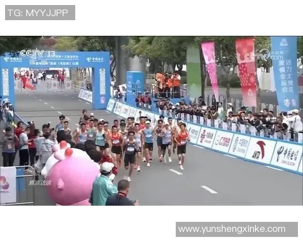 深圳滑板队在马拉松大满贯中的团队协作表现深度解析与点评